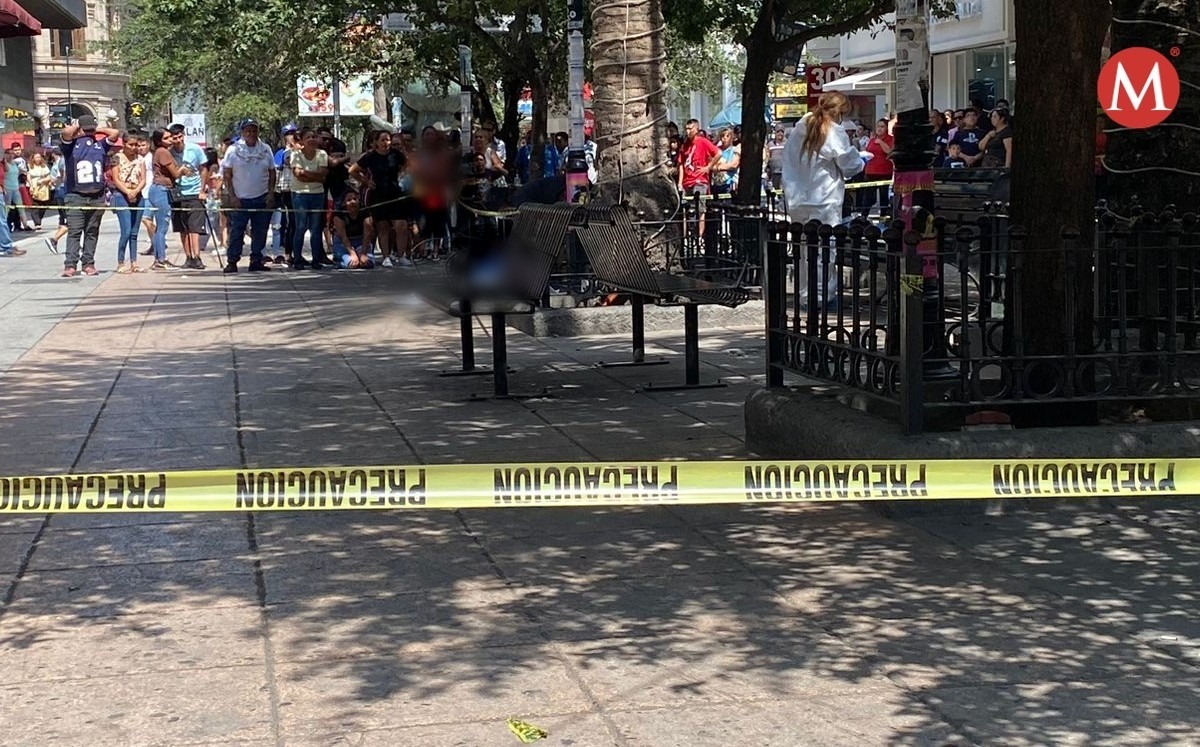 Cuerpos de auxilio acudieron al sitio, sin embargo el hombre ya no presentaba signos. Foto: Frida Rodríguez