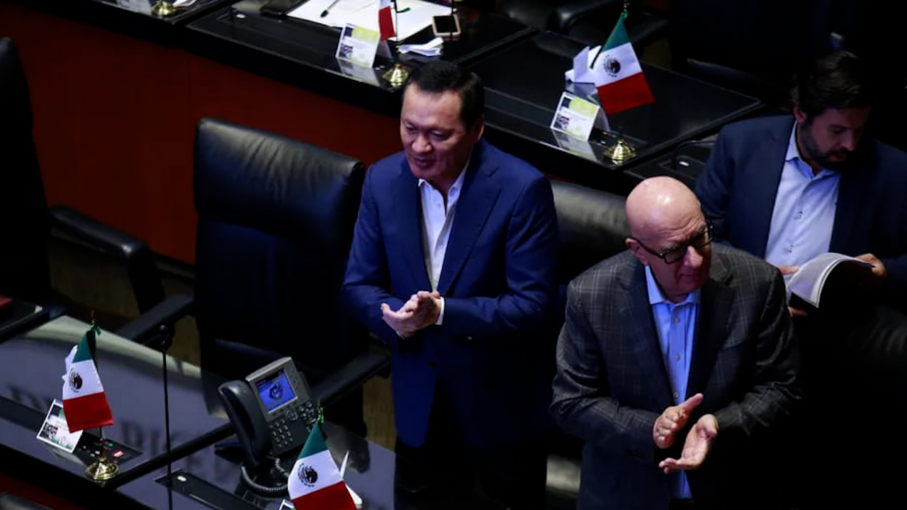 Miguel Ángel Osorio Chong y otros miembros del PRI renunciarán este lunes al partido