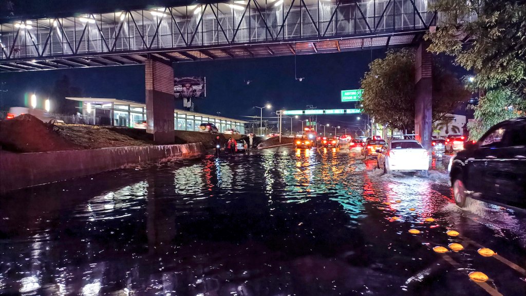 Lluvia de domingo deja pequeñas afectaciones en Zapopan (Cortesía)