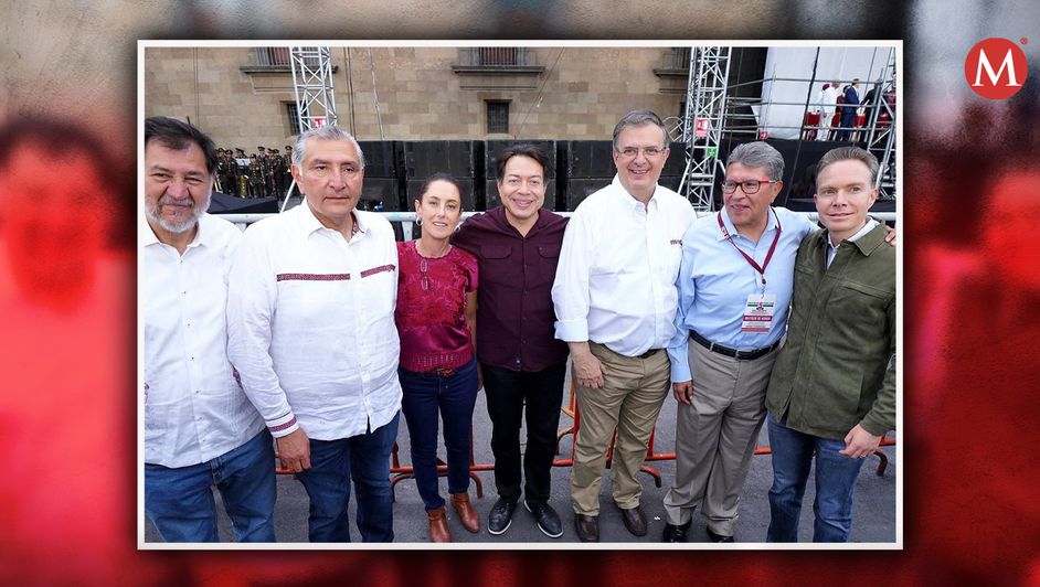 Aspirantes a la candidatura presidencial reunidos en el zócalo. | Especial