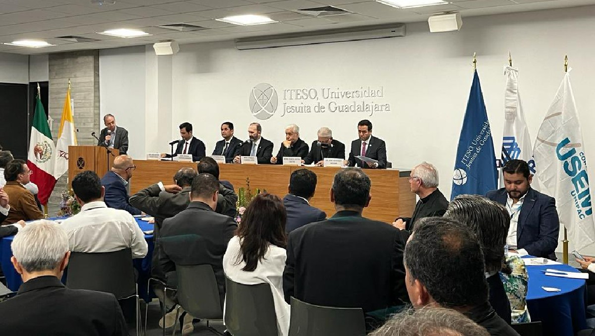 Encuentro Nacional Obispos - Empresarios. | Especial