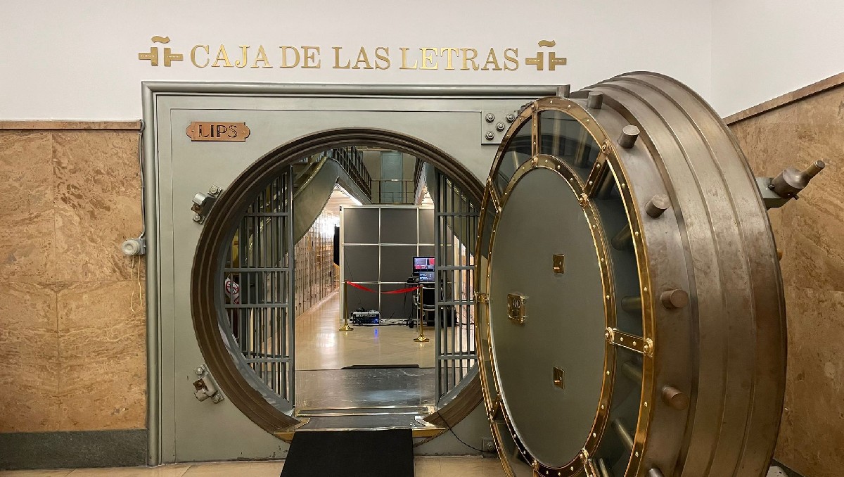 Enrique Graue, depositó el legado de la universidad en la Casa de las Letras del Instituto Cervantes| Especial
