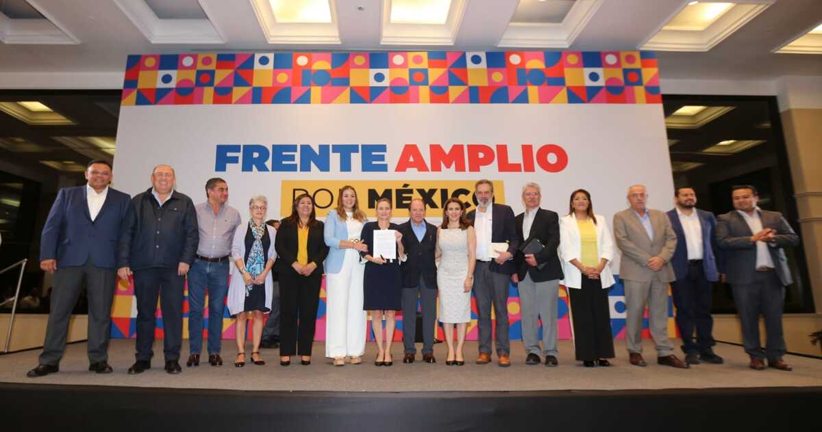 Presentación de convocatoria para elegir representante del Frente Amplio Por México. │Javier Ríos