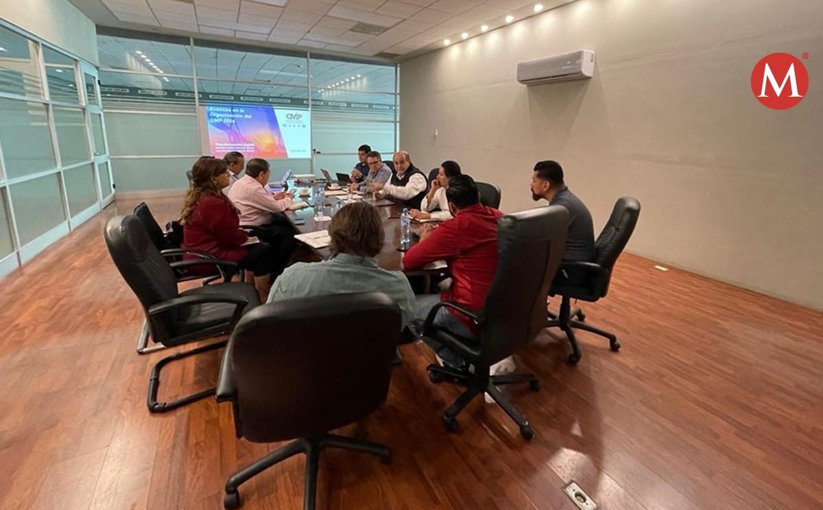 Organizadores del próximo Congreso del Petróleo revisaron la Expo Tampico, sede del evento en el 2024.