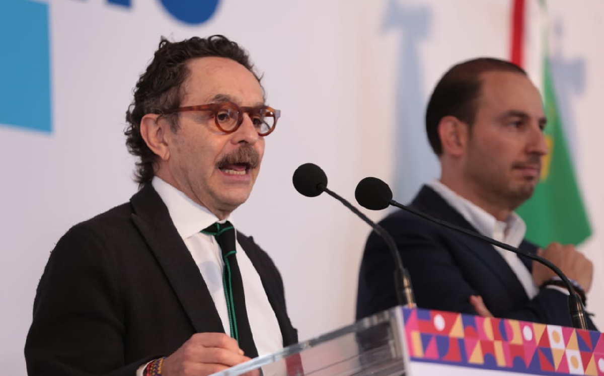 Quadri, después de presentar su registro como aspirante a la candidatura del frente. | Jesús Quintanar