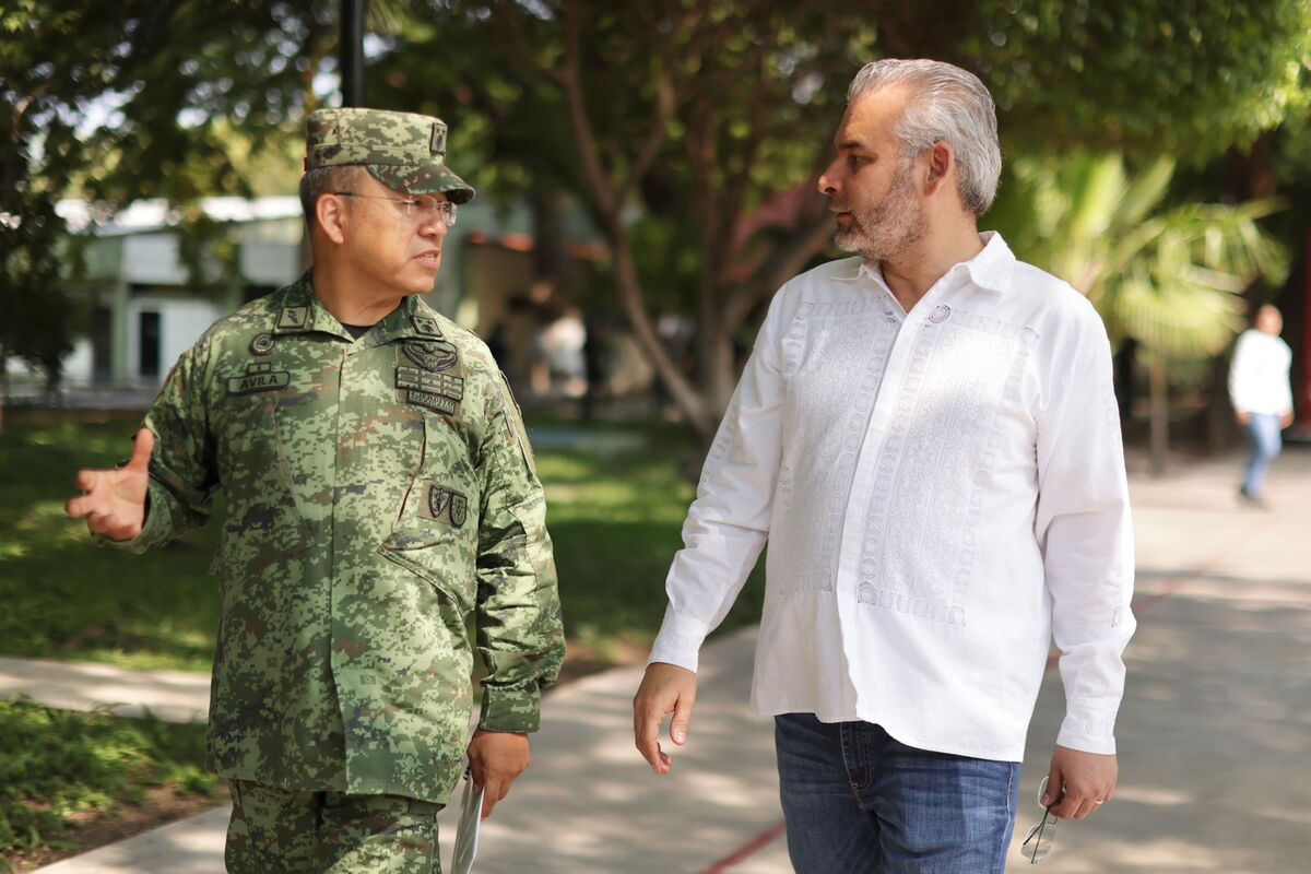 Alfredo Ramírez informó que la Sedena y la Guardia Nacional reforzarán la seguridad de Apatzingán. | Especial