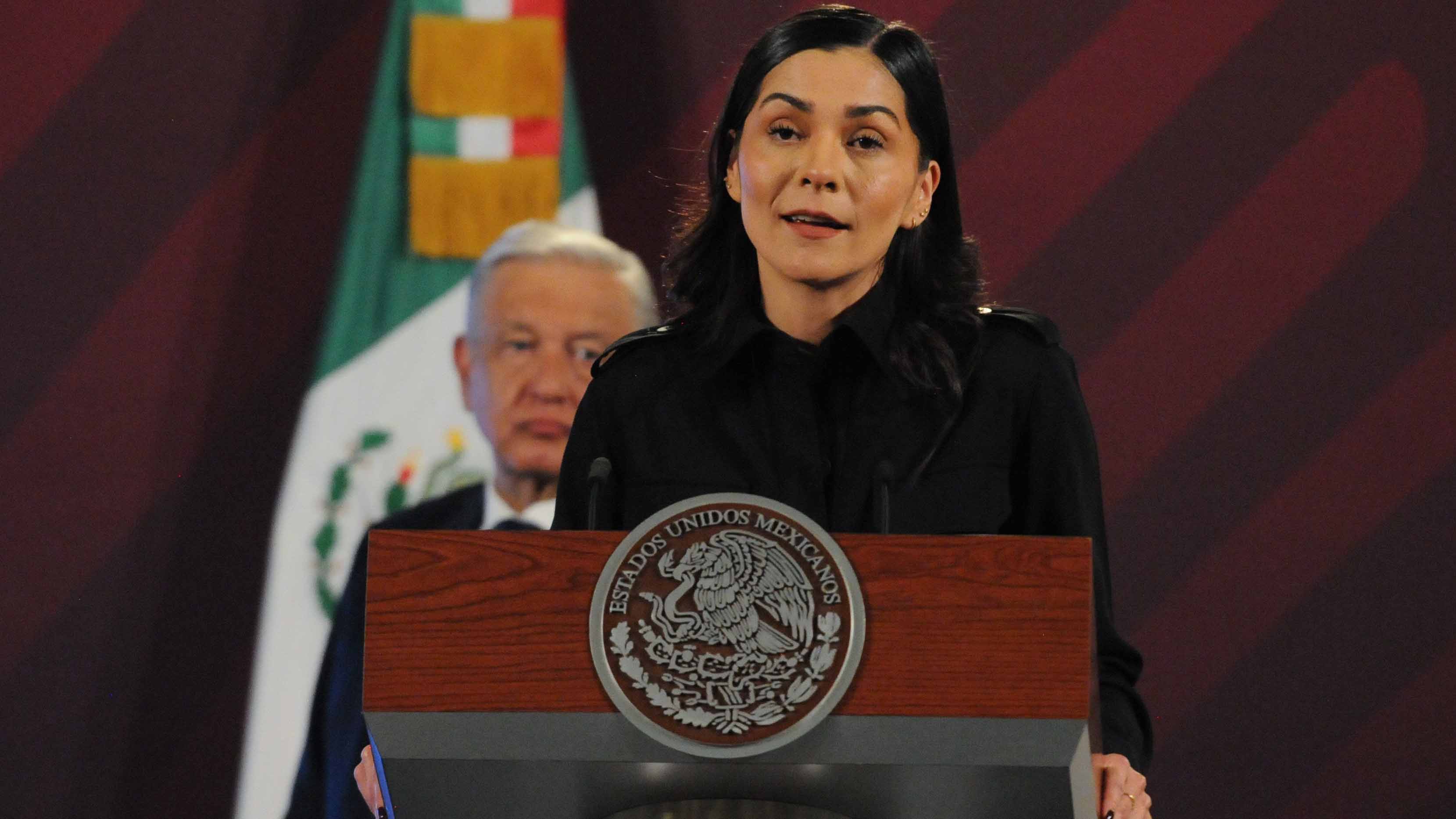 "Para la oposición el dinero es su Dios" acusa Vilchis después de que AMLO revelará candidata