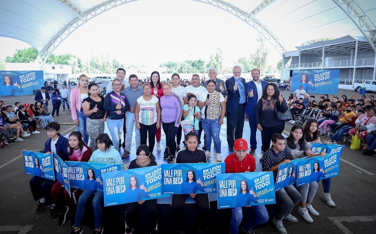Cortesía | Asignan 40 mdp para becas municipales en León