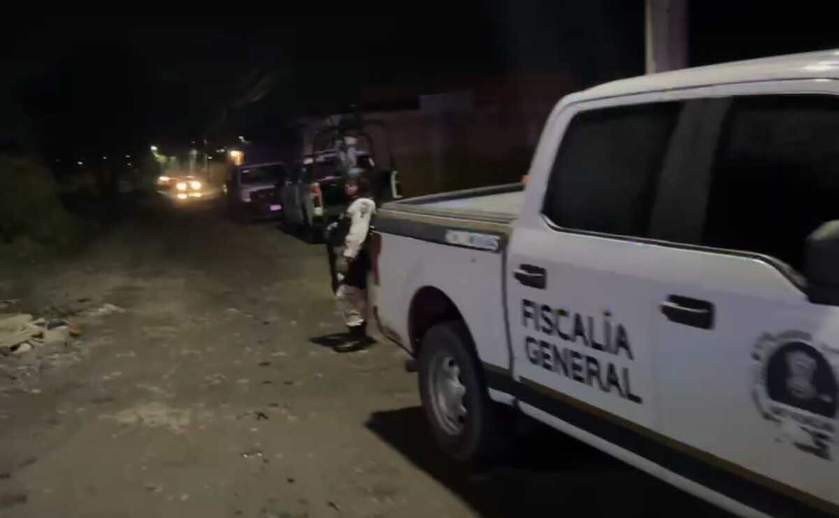 Los cuerpos se hallaron en el interior de un vehículo Toyota.