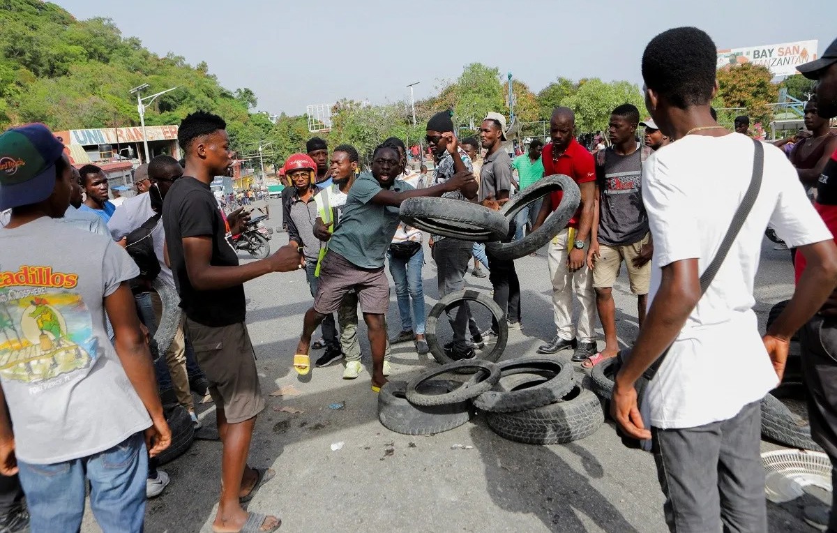 Las pandillas tienen un fuerte control en Puerto Principie, capital haitiana (Reuters)