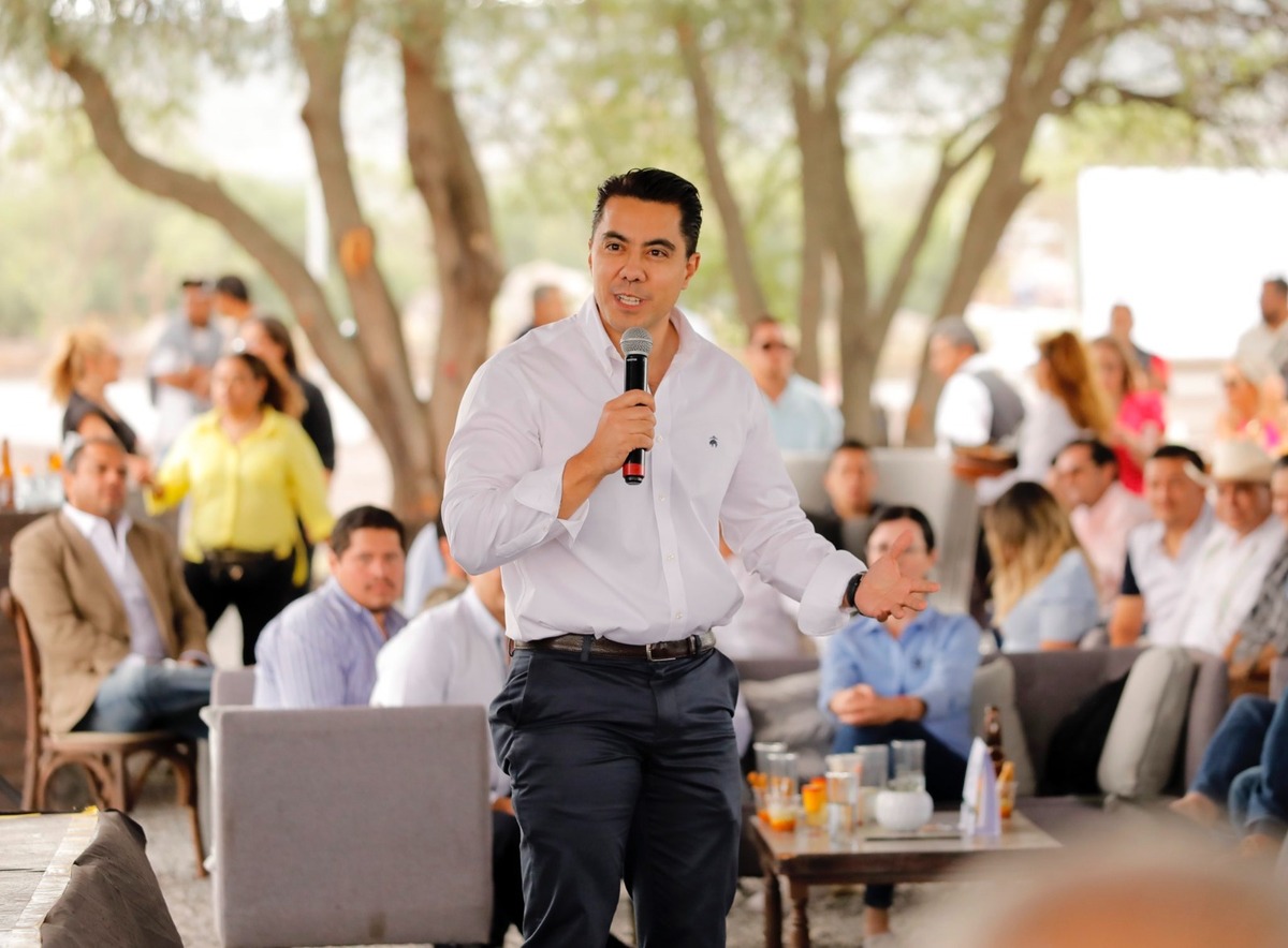 Pide diputado Felifer Macías que reparaciones a carreteras no sean paliativas