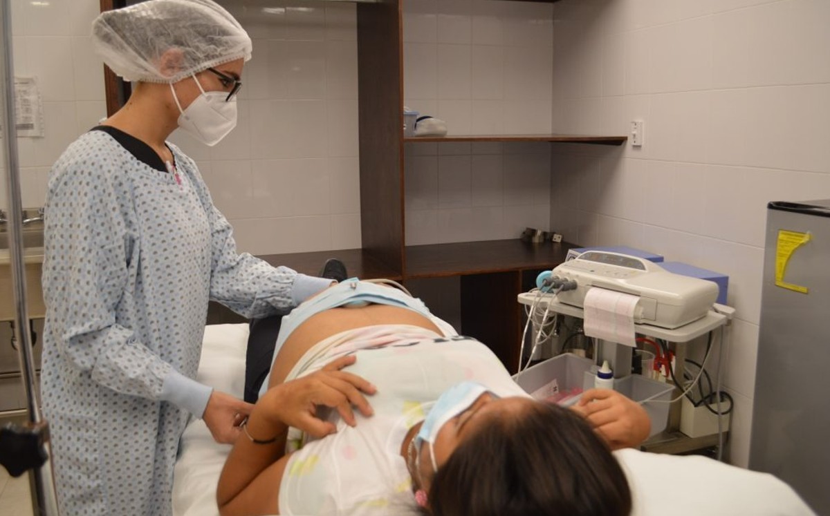 Bebé recibe transfusión sanguínea dentro del vientre en Guanajuato