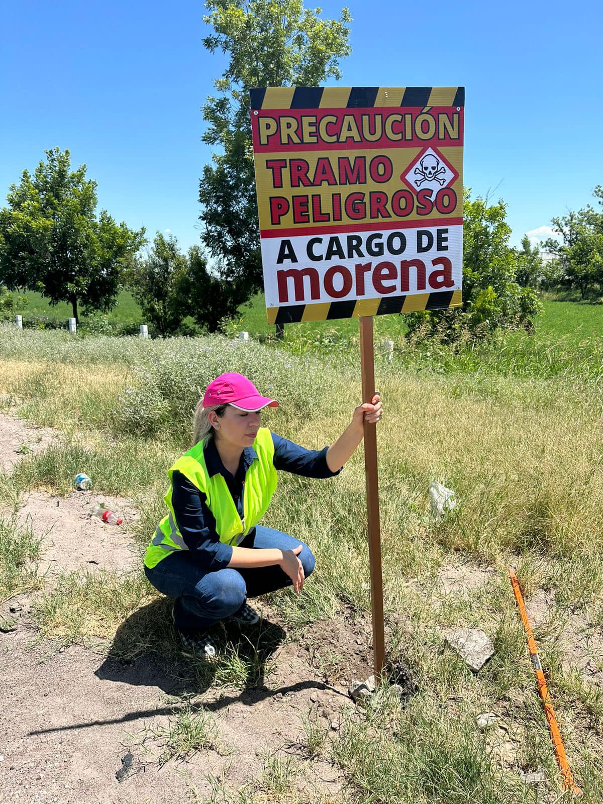 Las diputadas se establecieron en la carretera Chihuahua-Ciudad Juárez. (Facebook)