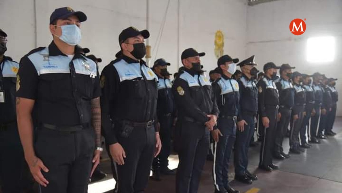 Capacitan a Tránsitos de Tampico para atención al turista