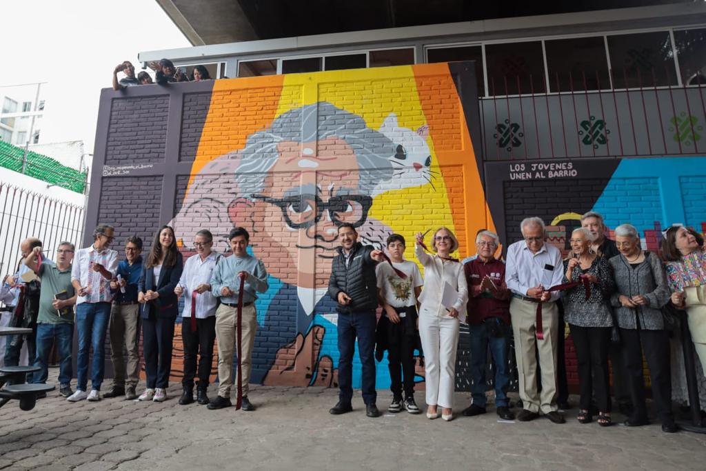 En CdMx, renombran PILARES en honor a Carlos Monsiváis