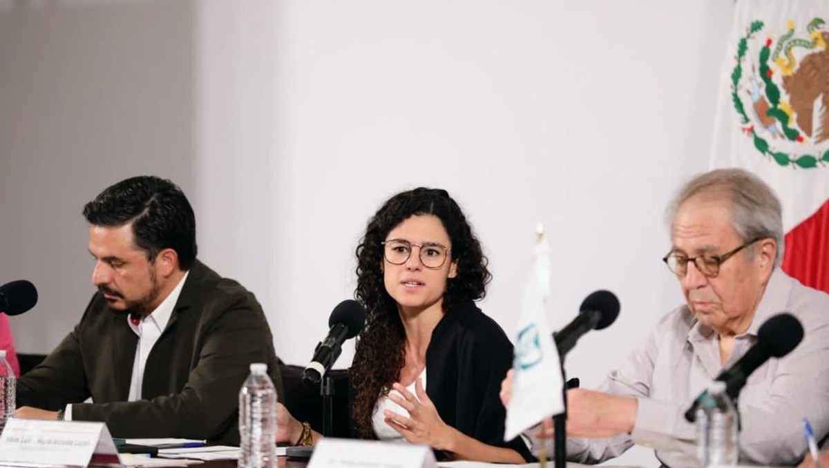 Luisa Alcalde, Zoé Robledo y Jorge Alcocer en el Taller Servicios de Salud IMSS-Bienestar | Especial