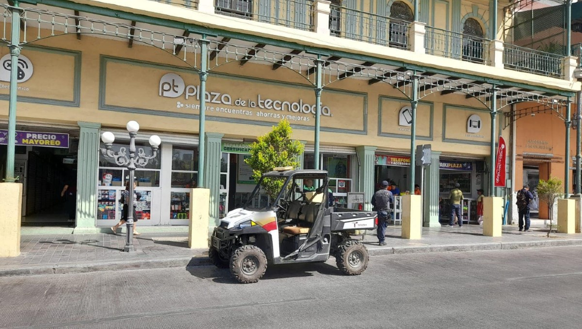 Elementos de la Guardia Estatal recorren el centro de Tampico. (SSP)