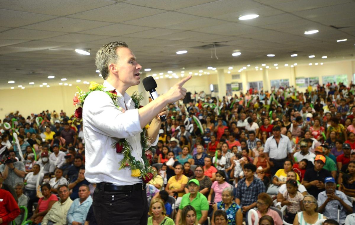 Asamblea con ciudadanos de Emiliano Zapata, Tabasco. (Especial)