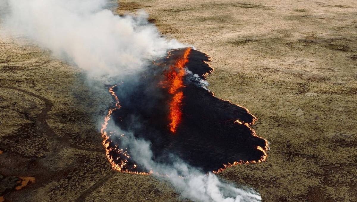 El volcán es cercano a la capital de Islandia. (@L_ThinkTank).