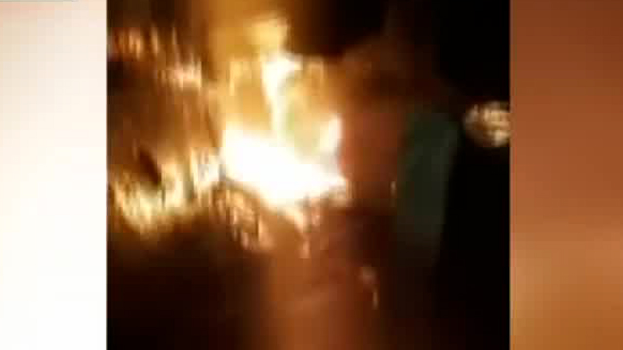 Explosión consume puestos ambulantes a las afueras del Santuario del Señor de Tila, en Chiapas