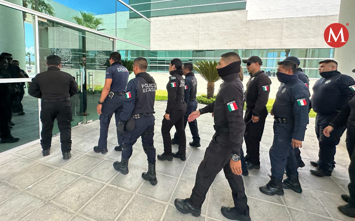 Guardia Estatal en Congreso de Tamaulipas. (Antonio Hernández)