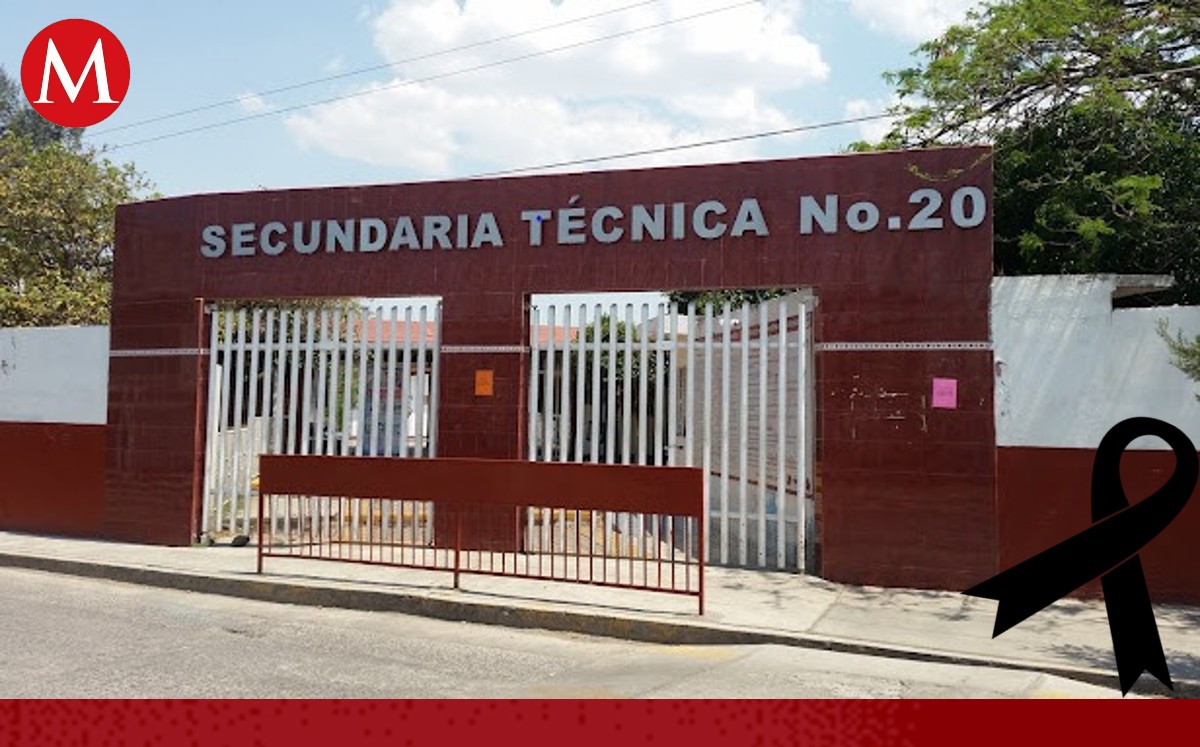 Alumno de secundaria en Valle de Santiago muere alcanzado por un rayo