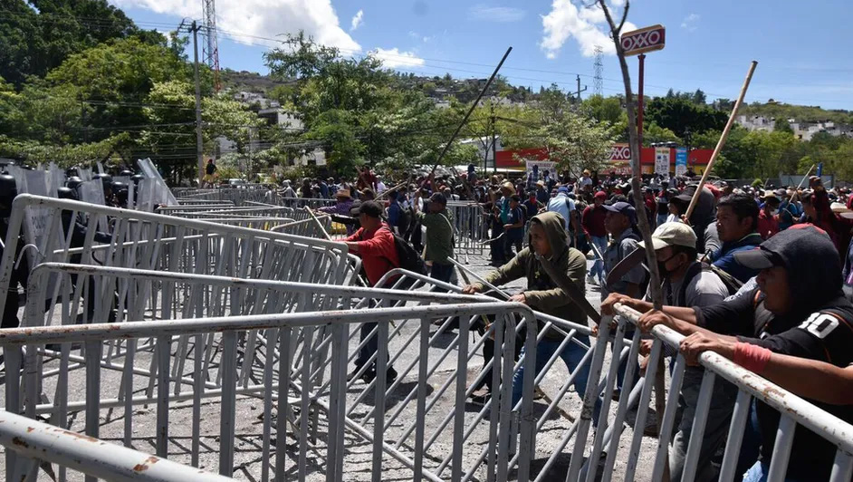 Bloqueo en Chilpancingo, para pedir liberación de 2 integrantes de Los Ardillos: SSPC