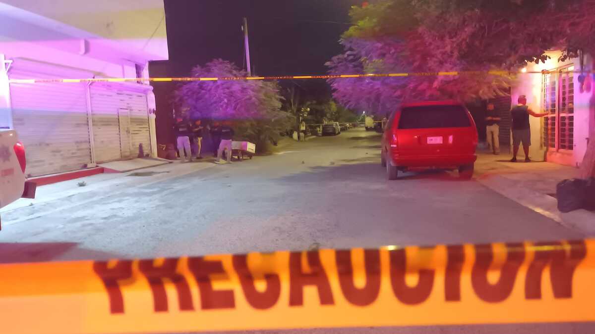 Dos hombres llegaron a pie y le dispararon en por lo menos tres ocasiones | Israel Santacruz