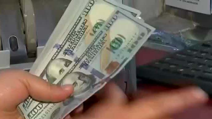 ¿Qué debemos saber sobre la ganancia del peso ante el dólar?