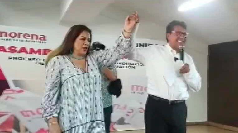 Ricardo Monreal realiza gira por municipios de Veracruz