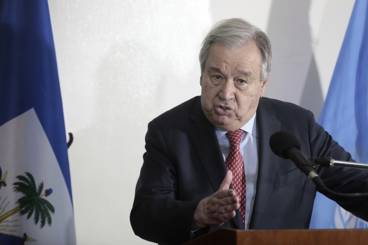 El secretario general de la ONU, Antonio Guterres, durante una conferencia de prensa en Puerto Príncipe | AP