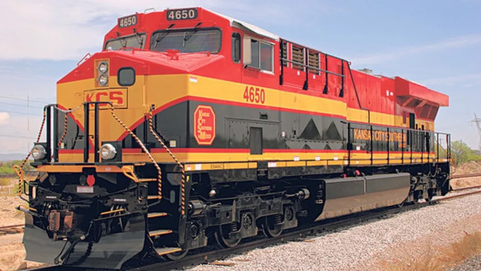 AMLO estableció convenio con empresa ferroviaria KCS para tren de pasajeros a Querétaro
