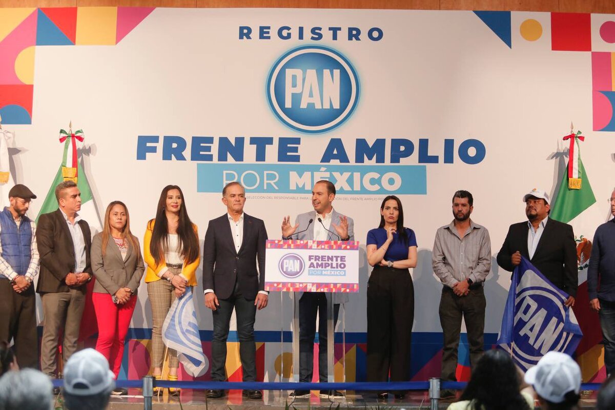 Frente Amplio por México amplió tres días más la recepción de firmas | Twitter @AccionNacional