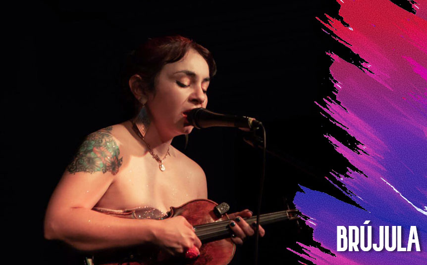 La cantante, violinista y compositora mexicana Amanda Tovalin (Foto: Cortesía)