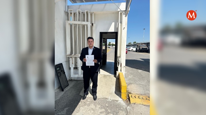 Humberto Prieto presenta denuncia contra diputados del PAN