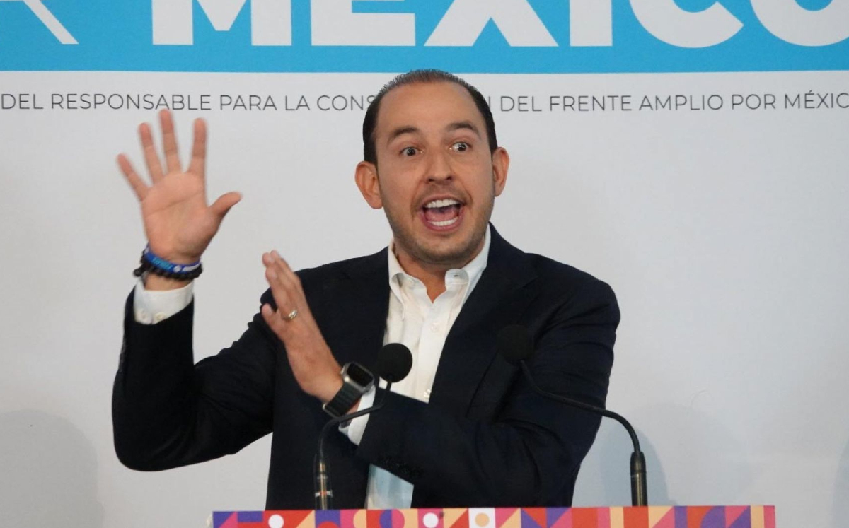 El líder de Acción Nacional durante el registro de aspirantes del Frente. | Cuartoscuro