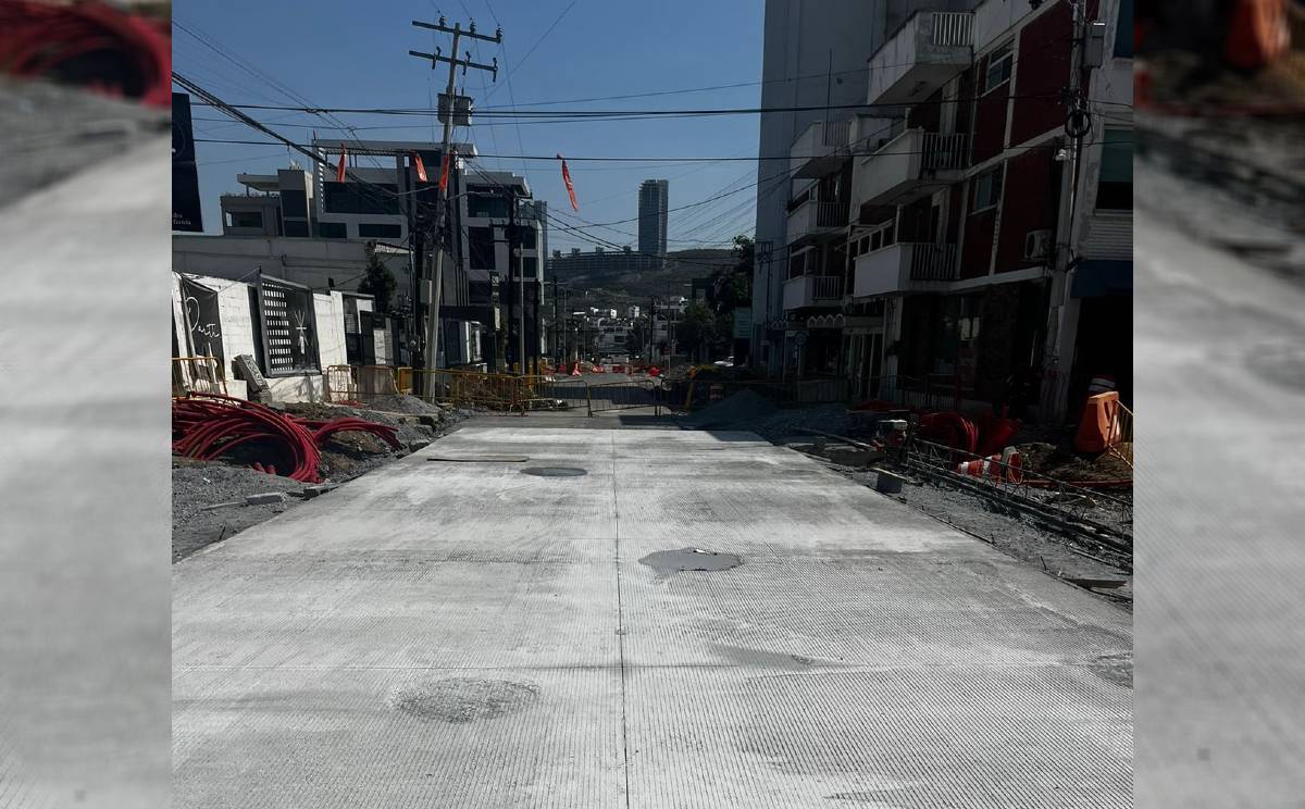 San Pedro Garza García anunció la reapertura de la circulación de la calle. Foto: Especial