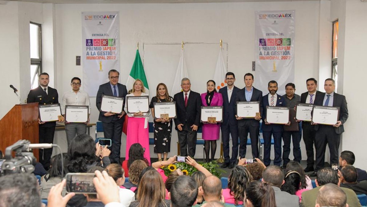 IAPEM otorga premios a proyectos de Atizapán de Zaragoza. | Especial