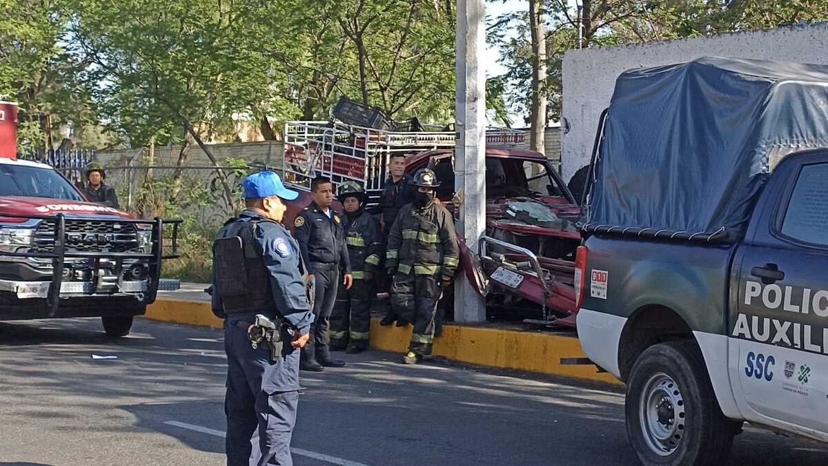 Hombre muere al chocar contra muro de un panteón en Xochimilco | Especial