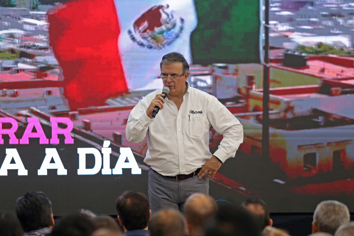 Presentación del Plan Ángel de Marcelo Ebrard en Guadalajara. (Fernando Carranza)