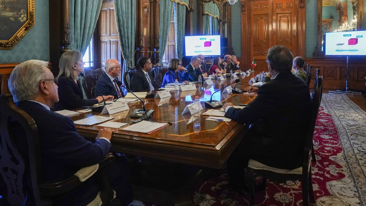 López Obrador en reunión con Sherwood-Randall en marzo de 2023. | Especial