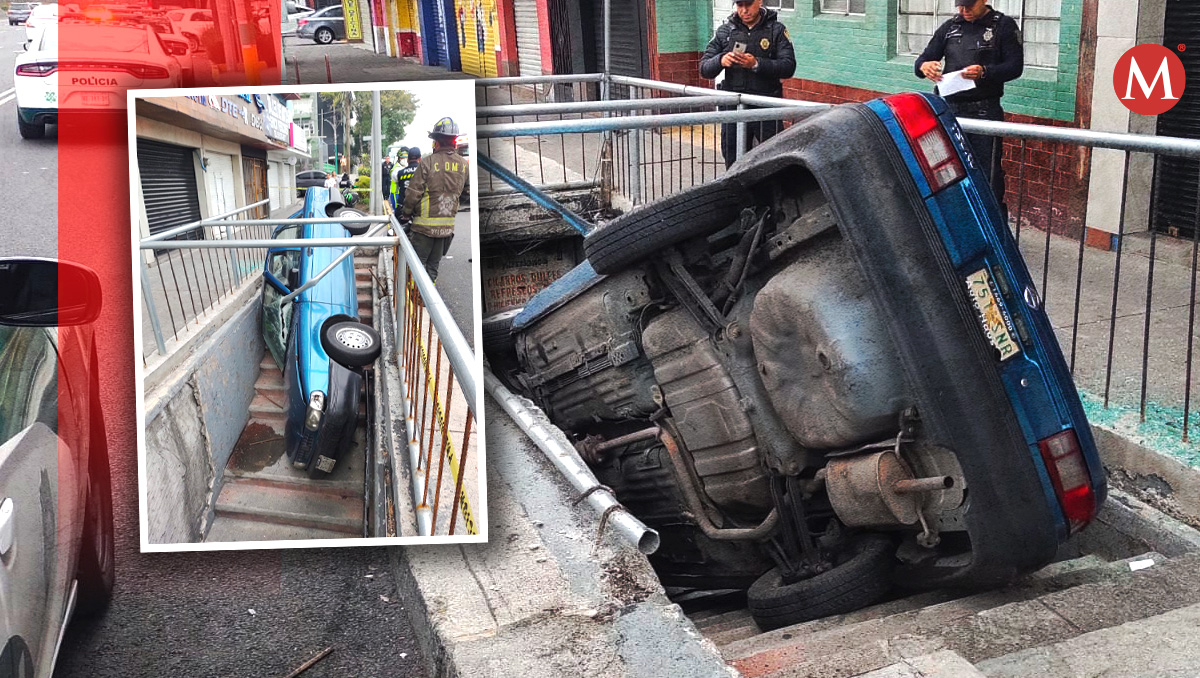 Automóvil que cayó en el desnivel de Tlalpan (Carlos Tejeda | Especial)