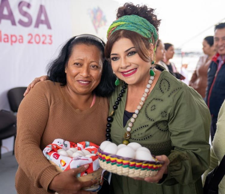 Programa Huevos en Casa contribuye a una Iztapalapa sustentable
