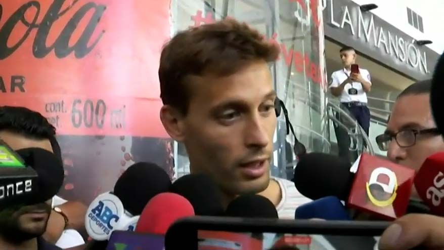 Sergio Canales el nuevo refuerzo de Rayados llega a Monterrey
