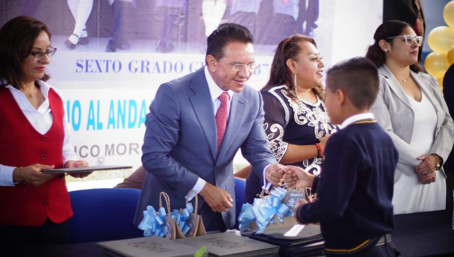 Con el Programa Construyendo Sueños dan apoyo a estudiantes.