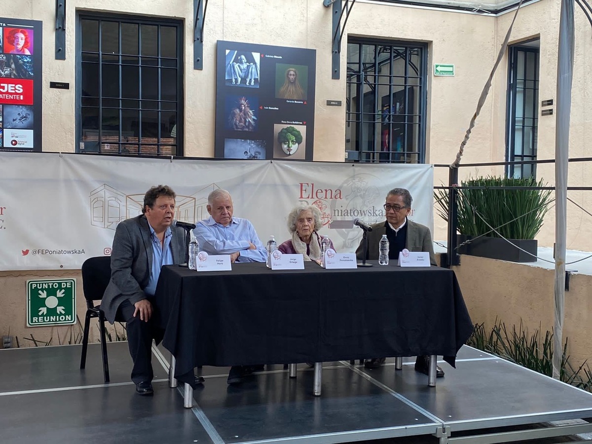 Felipe Haro, Jorge Ortega, Elena Poniatowska y Javier Aranda Luna. (Foto: Especial)