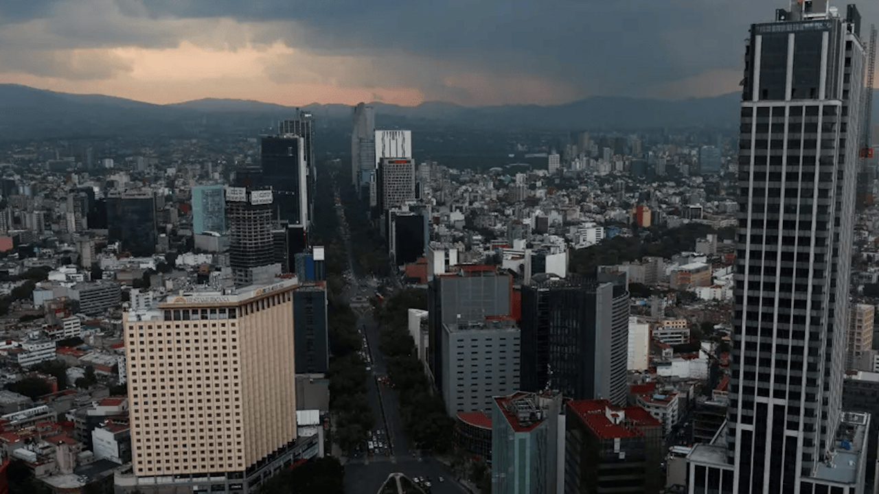 FMI mejora perspectiva de crecimiento económico para México a 2.6%