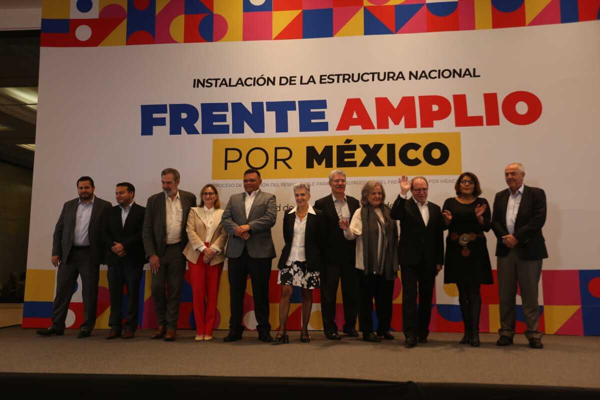 Instalación  de la estructura nacional del Frente Amplio por México. (Javier Ríos)