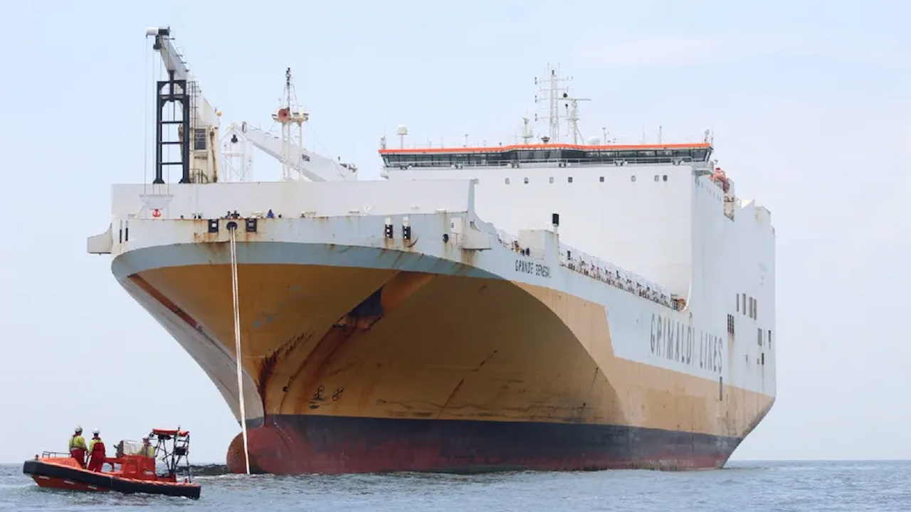 Barco encallado en Costa Esmeralda afecta “arrecife de Madagascar”, en Yucatán