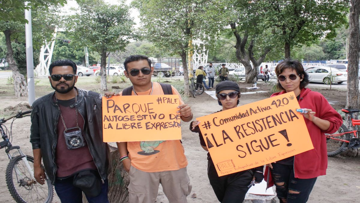 Retiran plantón 4:20; amagan con reinslarse | Agencia Enfoque